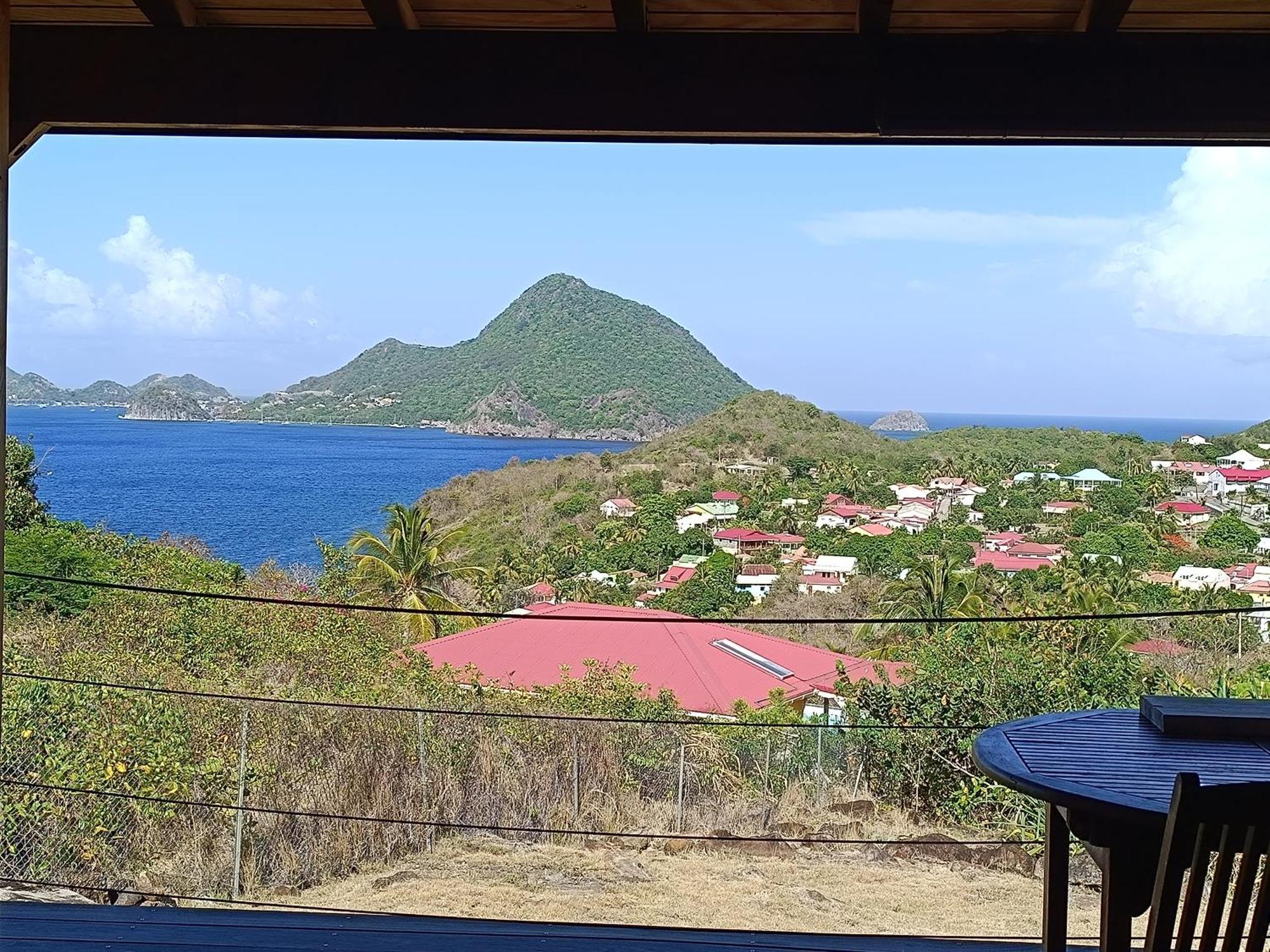 Ti Kaz Anoli Cottage En Bois Avec Vue Sur La Baie Terre-de-Bas Екстериор снимка
